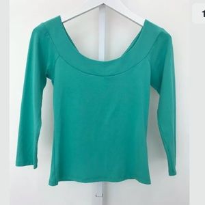 PAGE GREEN ROUND FRONT V BACK TOP SIZE SMALL